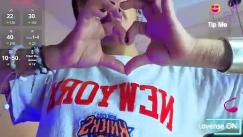 Snapshot of sheilly_brown chatting on 07-17-26, 08:03 sheilly_brown online show from 07-17-26, 08:03