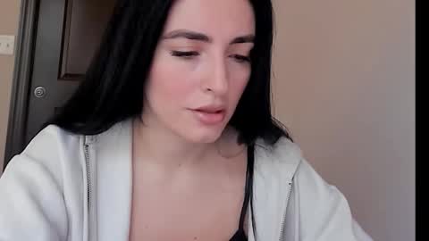 sheisallthat online show from 11-07-25, 08:42