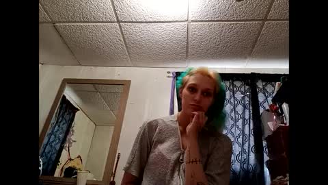 Snapshot of shelbybaby01 chatting on 03-11-25, 08:31 Shelby holes online show from 03-11-25, 08:31