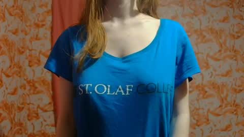 Erika online show from 12-11-24, 12:23