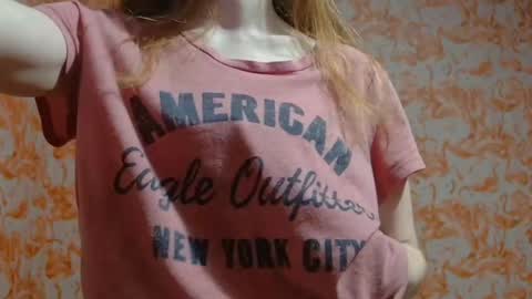 Erika online show from 12-30-24, 11:38