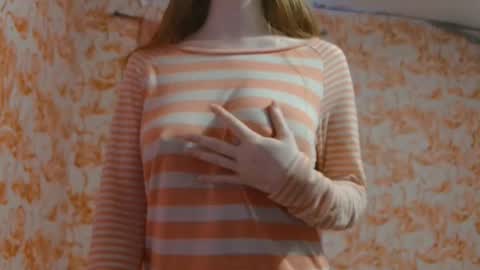 Erika online show from 10-26-25, 06:58