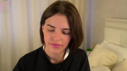 Snapshot of shelleyharn chatting on 04-25-26, 01:08 Alex online show from 04-25-26, 01:08