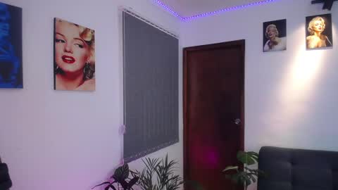 Shellsy H   online show from 02-04-25, 08:17