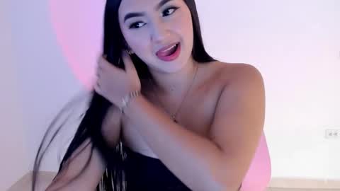   online show from 10-26-25, 01:22