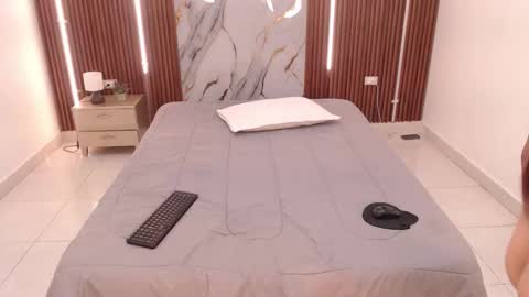 shena_nomy1 online show from 11-25-25, 08:09