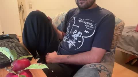 Snapshot of shenjungle1 chatting on 09-27-25, 07:13 shenjungle1 online show from 09-27-25, 07:13