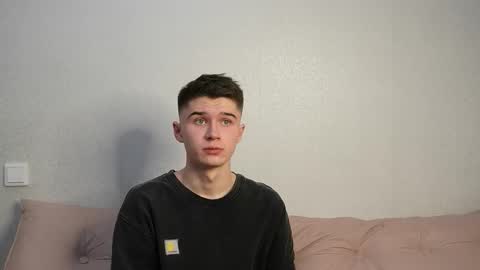 Snapshot of sherlockmax chatting on 11-05-25, 03:12 Max online show from 11-05-25, 03:12