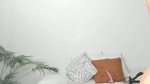 Sherlyn Adams online show from 02-12-25, 02:45