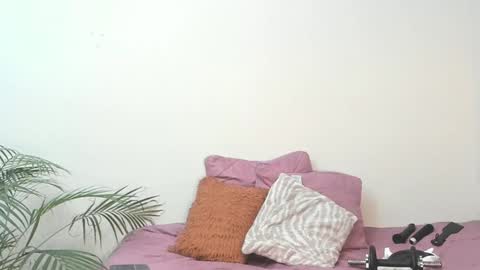 Sherlyn Adams online show from 02-26-25, 01:00