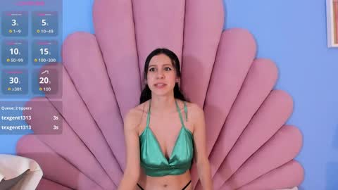 Snapshot of shery_milk chatting on 04-25-26, 12:19 Shery online show from 04-25-26, 12:19