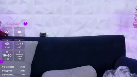 mia online show from 01-25-25, 10:28