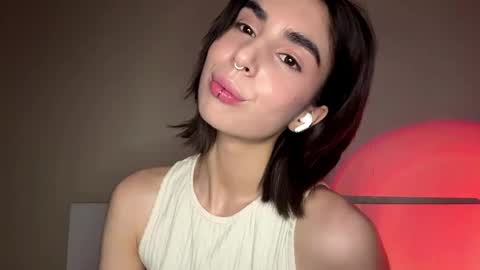 Snapshot of sheryllmafua chatting on 05-15-26, 12:45 Amy online show from 05-15-26, 12:45