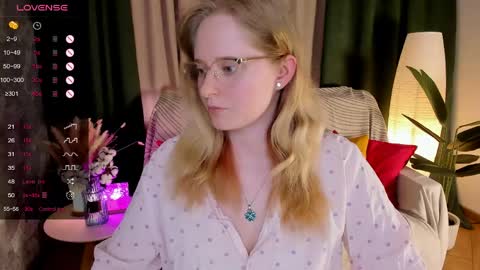 Hello guys my name is Aemilia online show from 06-08-26, 08:48