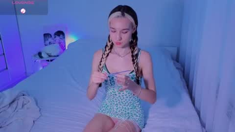 Sheyli online show from 06-15-26, 11:12