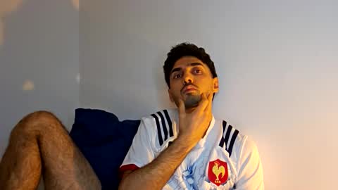 Snapshot of shhervin chatting on 12-01-25, 11:43 shhervin online show from 12-01-25, 11:43