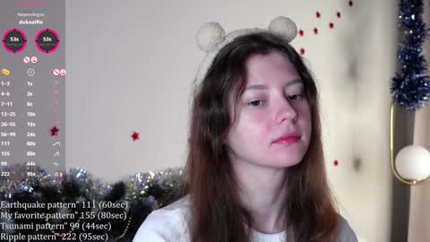 Snapshot of shickshackshock chatting on 12-24-24, 01:17 Iris online show from 12-24-24, 01:17