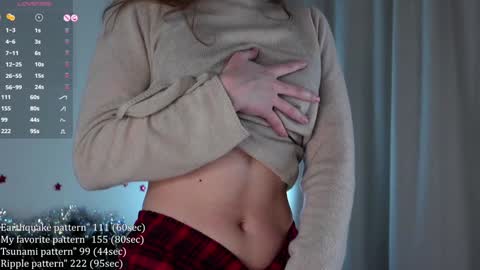 Snapshot of shickshackshock chatting on 12-28-24, 04:20 Iris online show from 12-28-24, 04:20