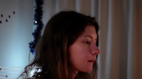Snapshot of shickshackshock chatting on 01-02-25, 10:55 Iris online show from 01-02-25, 10:55