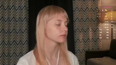 Snapshot of shickshackshock chatting on 02-13-25, 02:01 Iris online show from 02-13-25, 02:01