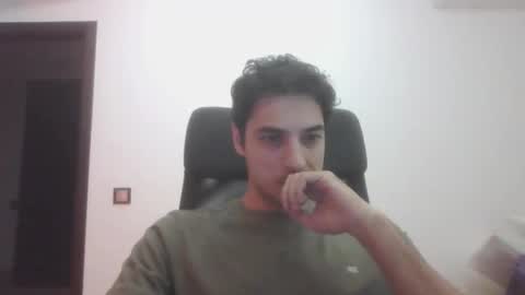 Snapshot of shiiroo26 chatting on 09-28-25, 12:38 Shiiroo26 online show from 09-28-25, 12:38