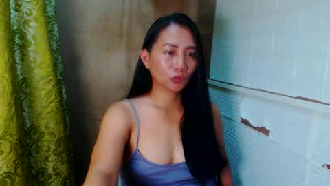 Snapshot of shinecathy chatting on 10-22-25, 07:19 shine online show from 10-22-25, 07:19