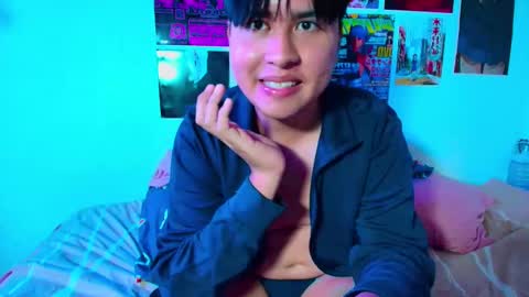 Snapshot of shinji18 chatting on 02-21-25, 02:17 Shinji online show from 02-21-25, 02:17