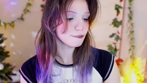 Snapshot of shiny_jail chatting on 01-19-25, 03:08 JennyMira THANK YOU FOR 77 777 online show from 01-19-25, 03:08