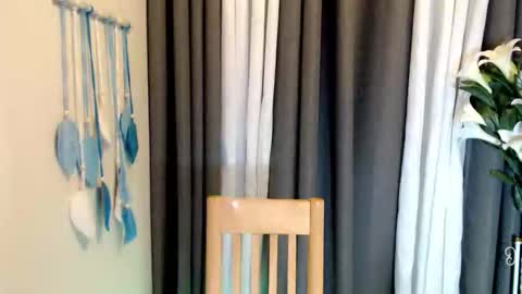 shira_cutttiebigcock online show from 04-10-26, 11:59