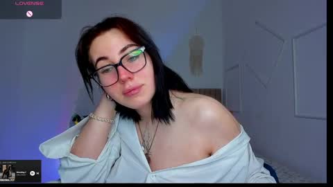 Snapshot of shiraazsh chatting on 04-20-26, 06:38 shiraazsh online show from 04-20-26, 06:38