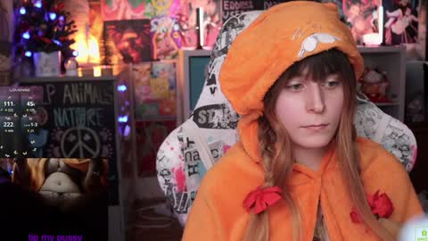 Snapshot of shirayuki_hime chatting on 01-24-25, 06:35 Im Lilu Rosenblum Guys I have ----Ill be glad to see you there online show from 01-24-25, 06:35