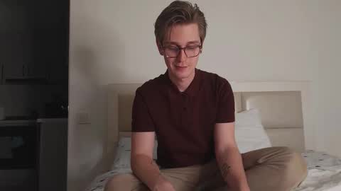 Snapshot of shirizo chatting on 03-06-26, 03:41 Matthew online show from 03-06-26, 03:41