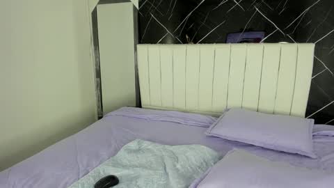 shirleyhott online show from 10-07-25, 02:25