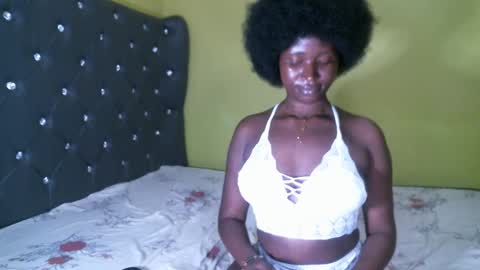 Shi-ro online show from 03-04-25, 09:54