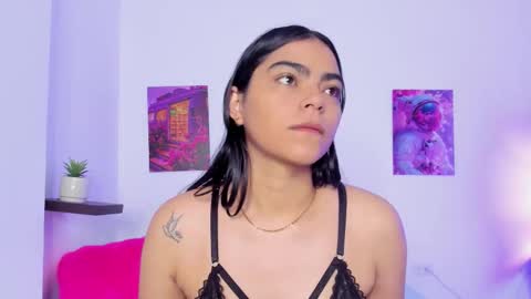 shizuka 11  online show from 11-05-25, 11:10