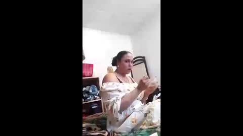 Snapshot of shockingtitz chatting on 03-28-26, 02:16 spanish princess online show from 03-28-26, 02:16