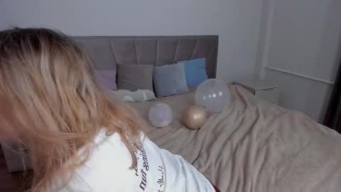 Agatha online show from 10-12-25, 01:21