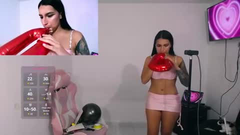 Snapshot of shopiaa_m chatting on 07-24-26, 06:00 Sophia ONLYFANS online show from 07-24-26, 06:00
