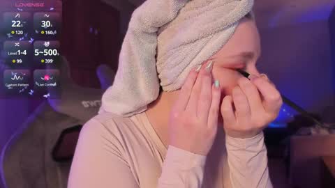 Snapshot of shorty_di chatting on 01-23-25, 06:17 Diana online show from 01-23-25, 06:17