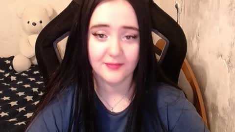 Snapshot of show_for_you chatting on 12-12-24, 09:19 show_for_you online show from 12-12-24, 09:19