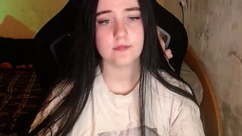 Snapshot of show_for_you chatting on 12-04-25, 04:27 show_for_you online show from 12-04-25, 04:27