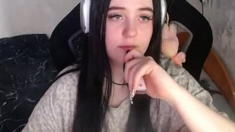 Snapshot of show_for_you chatting on 01-15-26, 10:20 show_for_you online show from 01-15-26, 10:20