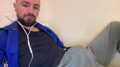 show_jizzness online show from 02-04-25, 07:33