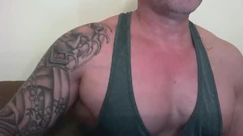 Snapshot of show_on_for_you chatting on 12-12-24, 08:21 show_on_for_you online show from 12-12-24, 08:21