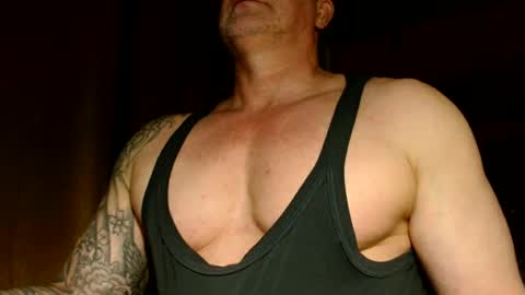 Snapshot of show_on_for_you chatting on 03-05-26, 11:23 show_on_for_you online show from 03-05-26, 11:23