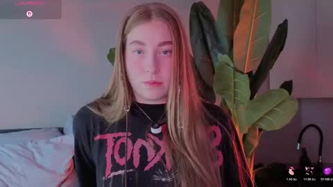ShowmeYourfetish online show from 06-03-26, 05:32