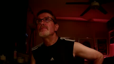 shrewtamer online show from 09-22-25, 01:40