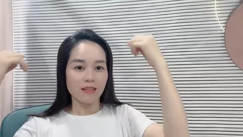 Snapshot of shshiko chatting on 06-07-26, 01:32 Hua yi online show from 06-07-26, 01:32