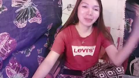 Snapshot of shujine683081 chatting on 01-16-25, 06:03 juss online show from 01-16-25, 06:03