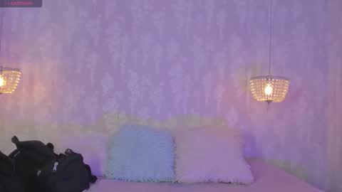 ZUMY ANGELS online show from 10-05-25, 06:12